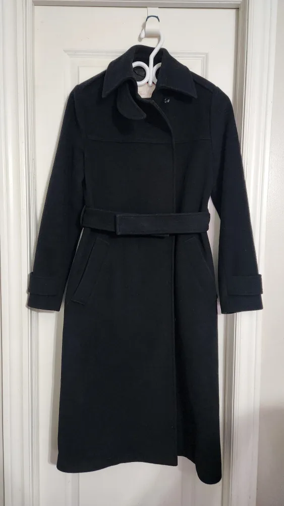 Black Babaton belted coat image indicator(2)