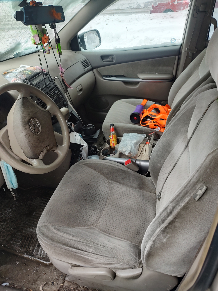 2006 Toyota Sienna Minivan - photo 5