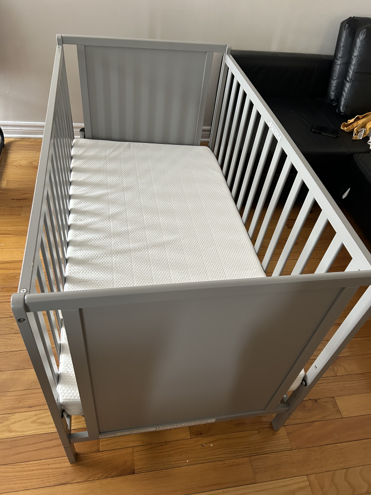 Grey Baby Crib with Mattress - photo 4
