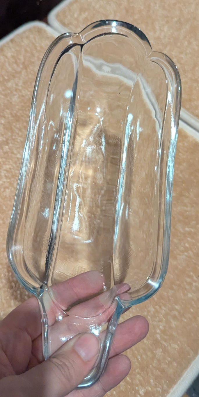 Six banana split glass dishes