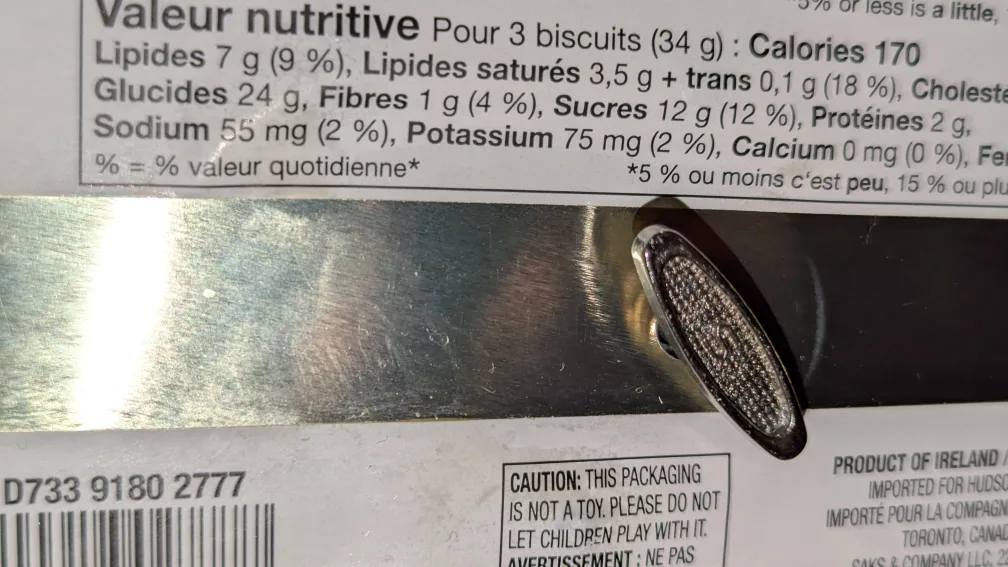 Hudson's Bay Holiday Cookie Tin image indicator(2)