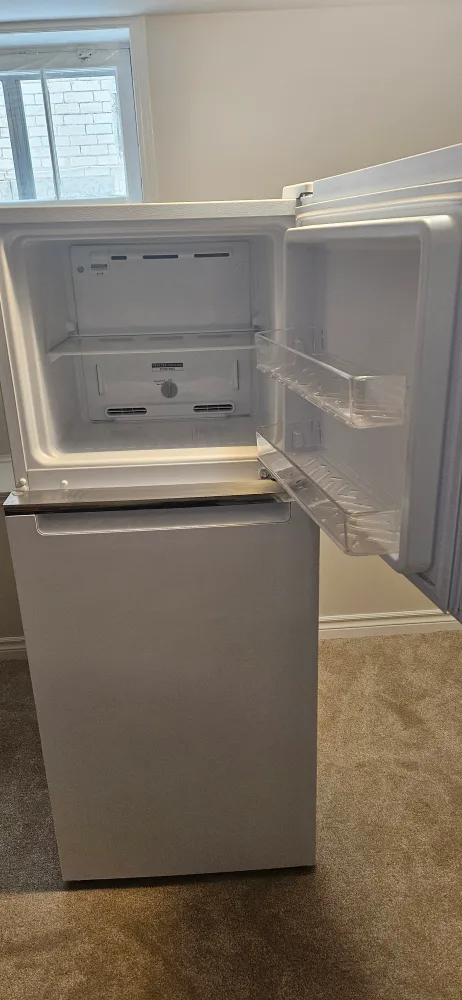 Whirlpool Top-Freezer Refrigerator image indicator(2)