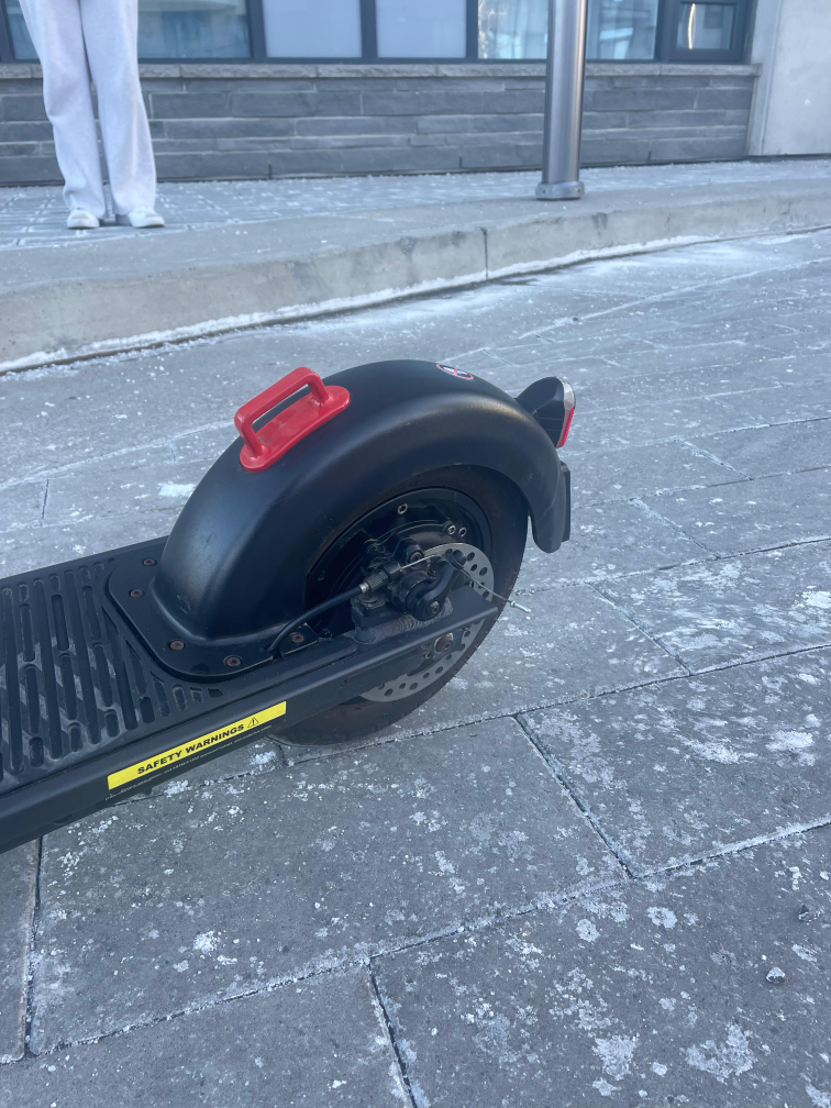 Gotrax G4 Electric Scooter + FREE items - photo 4