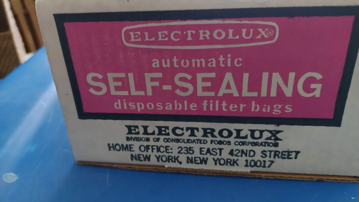 Vintage Electrolux Vacuum Cleaner Hose and Filter Bags image indicator(3)