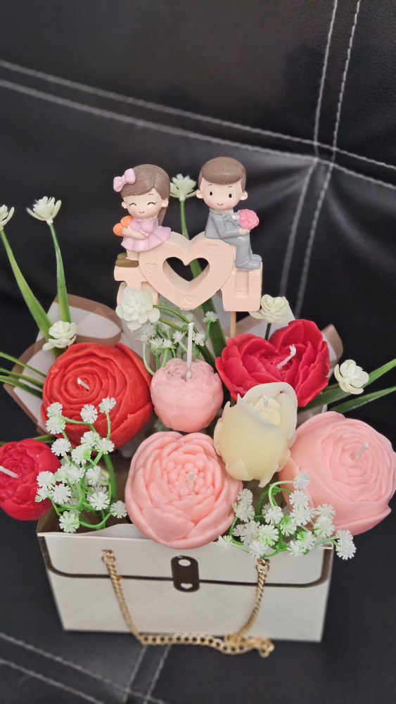 Hand crafted Romantic Candle Bouquet in Gift Box - photo 5