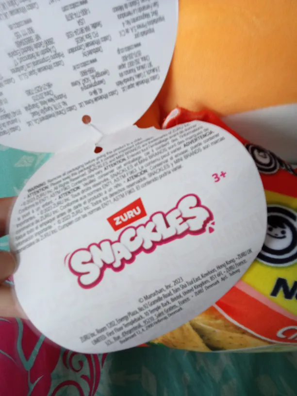 NEW Large Zuru Snackles with ramen image indicator(3)