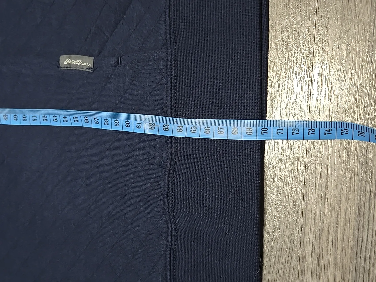 Eddie Bauer Men's Quilted Sweater - Medium image indicator(4)