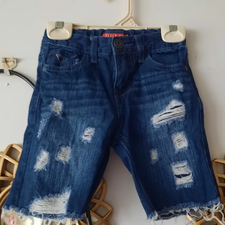 Kids' Summer Outfit: Tie-Dye Shirt, Denim Shorts & Sandals image indicator(3)