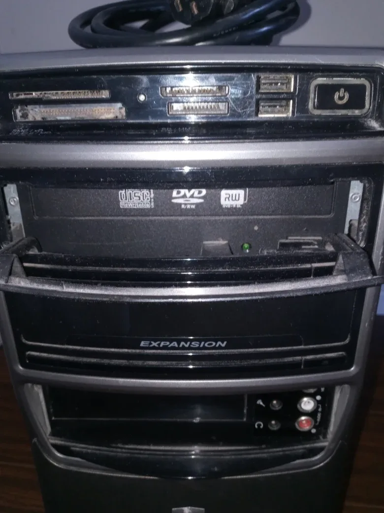 Old Gateway Desktop Computer image indicator(3)