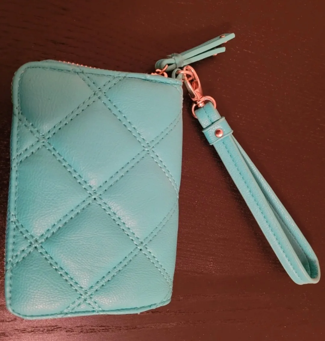 Bebe Purse image indicator(2)