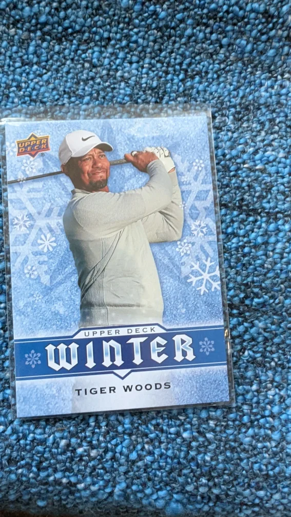 💚👀-WOW- 2017 Upper Deck Winter Tiger Woods Rookie Card #W7 image indicator(4)