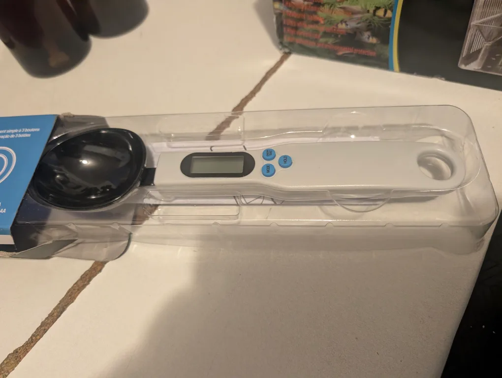 Seachem Digital Spoon Scale - New in Box image indicator(2)