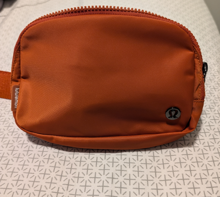 Lululemon Everywhere Belt Bag - Burnt Orange