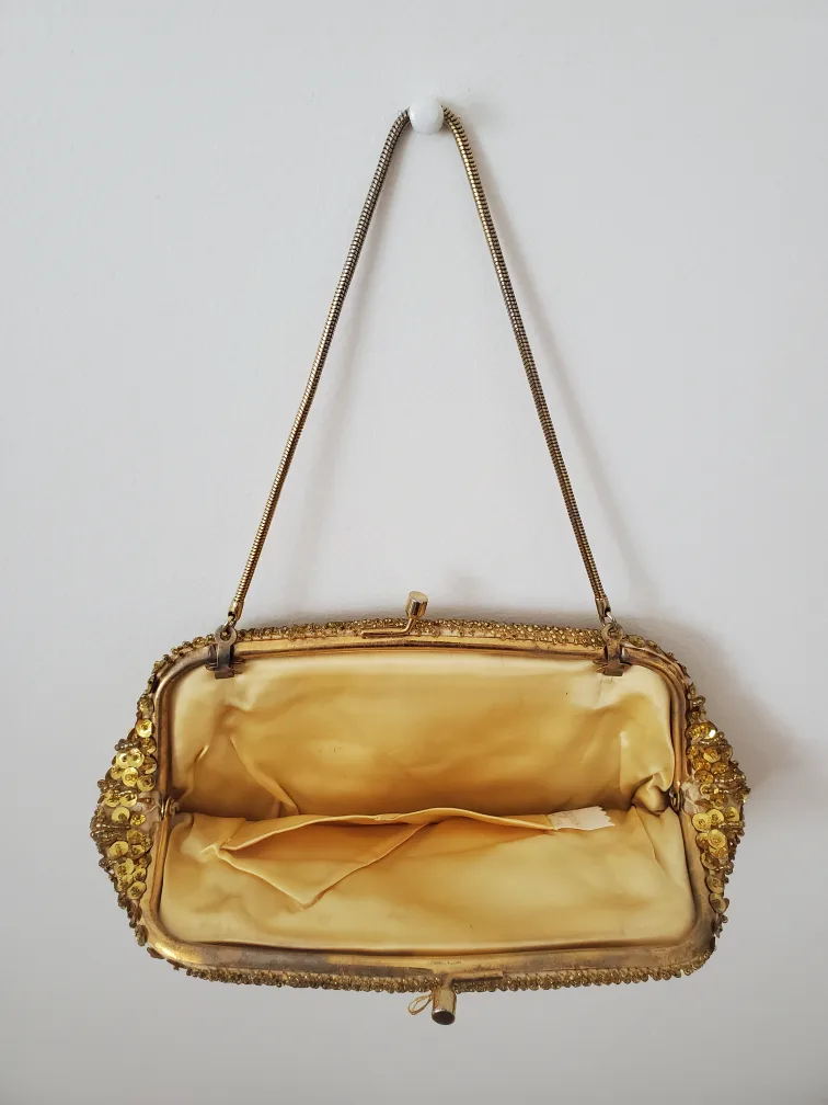Vintage Gold Beaded Evening Bag image indicator(3)