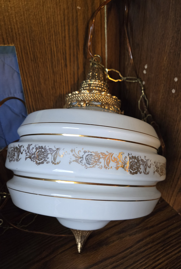 Vintage White and Gold Table Lamps and Pendant Light Set - photo 5