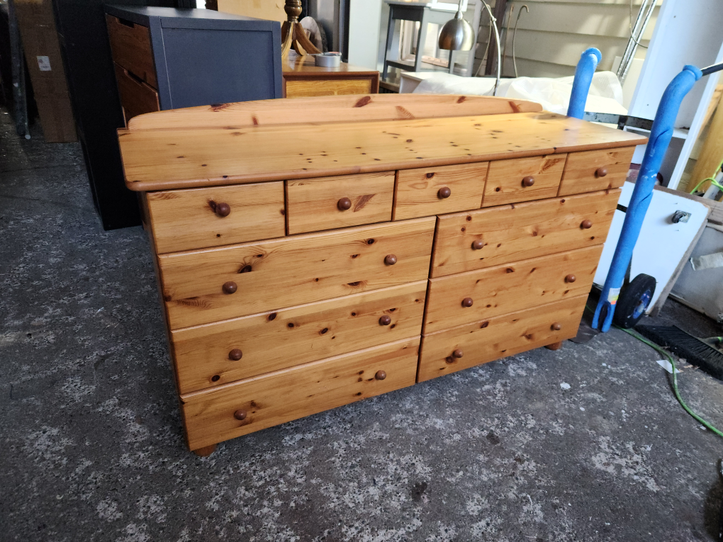 Large Pine Wooden Chest of Drawers