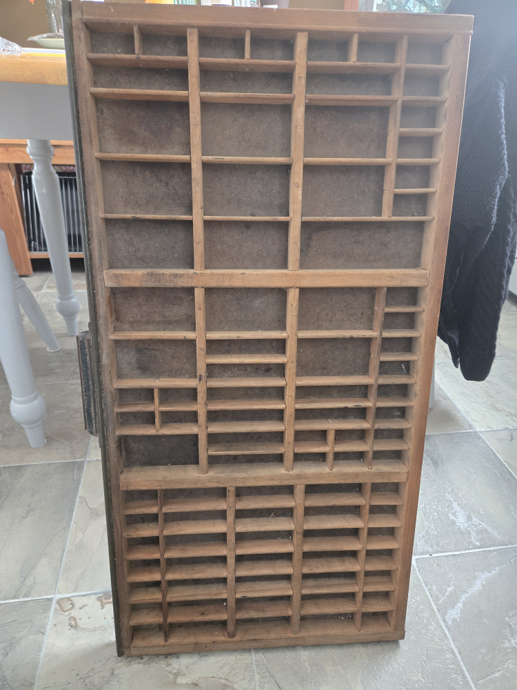 Antique Hamilton Type Case - photo 3