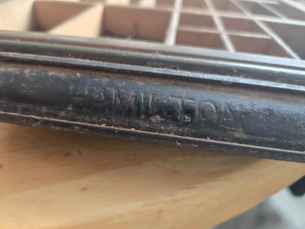 Antique Hamilton Type Case - photo 4