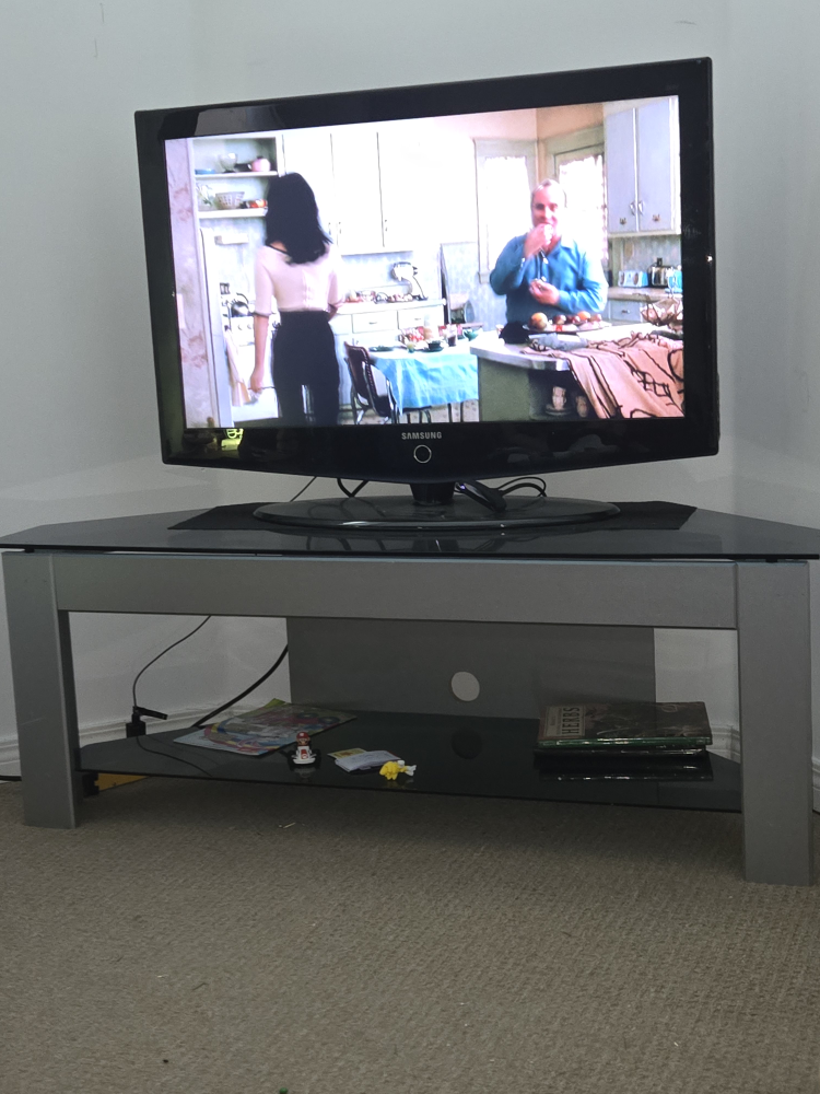 Samsung 40 inch LCD TV with Corner Stand
