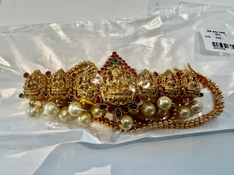 Gold-toned Indian bridal jewellery collection image indicator(4)