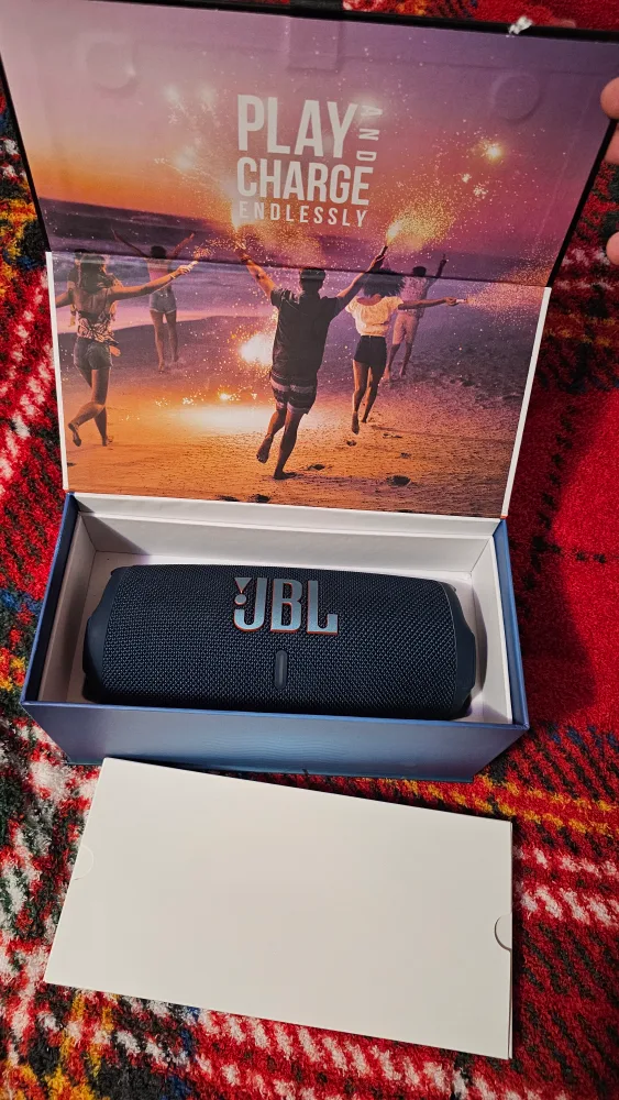 JBL Charge 5 Portable Bluetooth Speaker (Blue) - Like New image indicator(2)