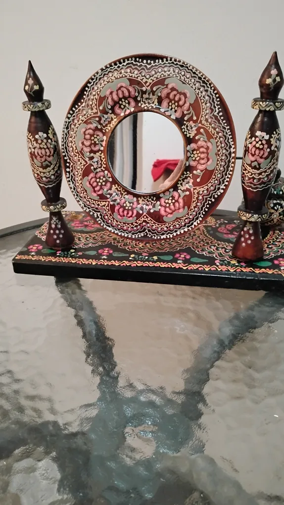 Hand-painted Wood Piece image indicator(3)