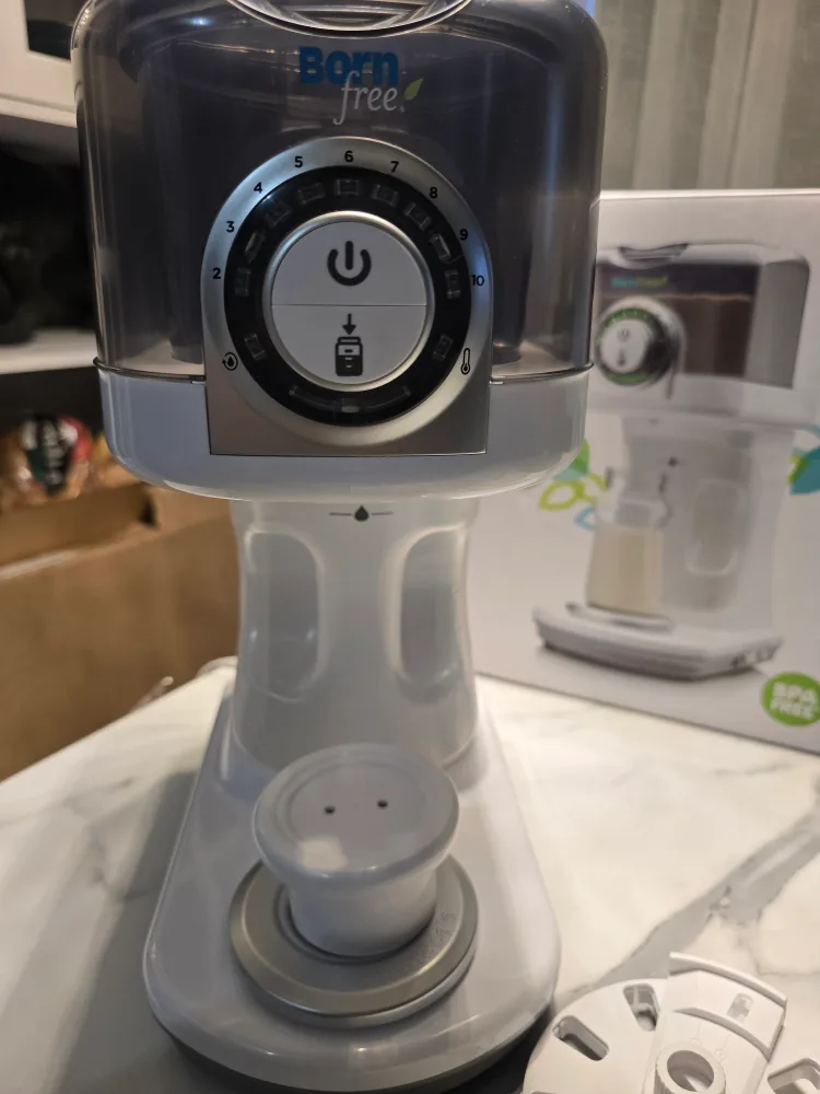 Born Free Bottle Genius Baby Bottle Maker image indicator(8)