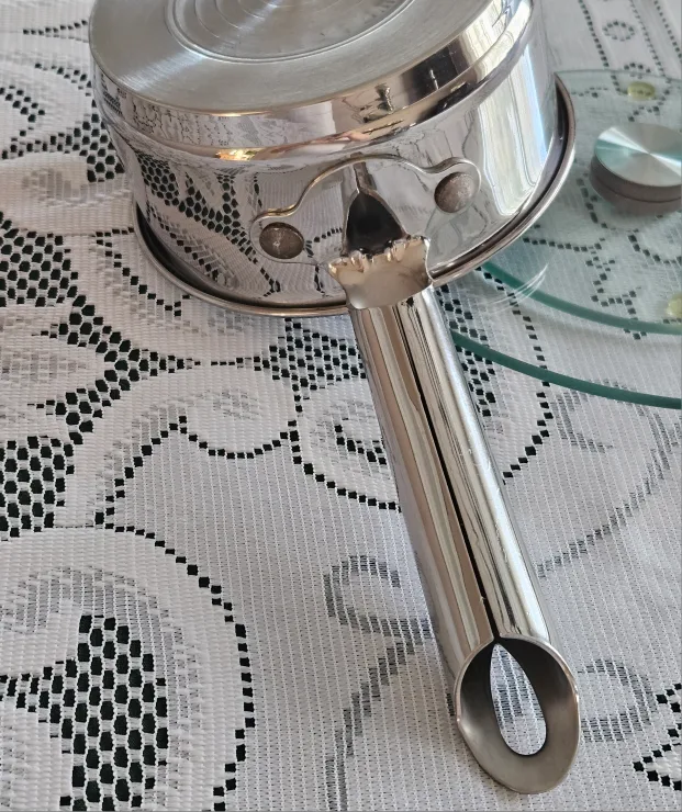 Vintage Stainless Steel 1Qt Saucepot image indicator(5)