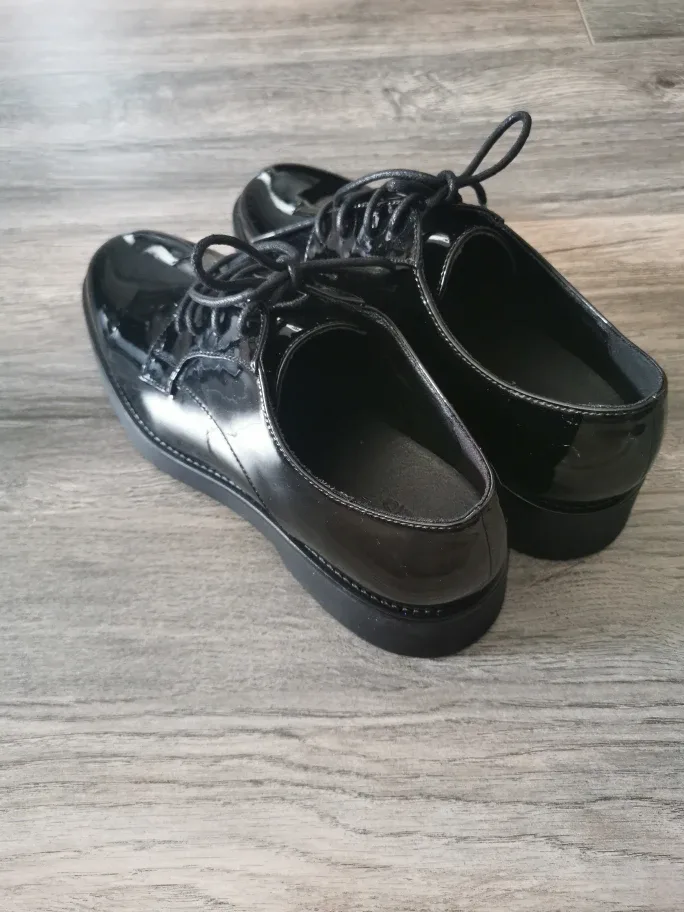 M&S Black Patent Leather Platform Oxfords - Size 39 image indicator(2)