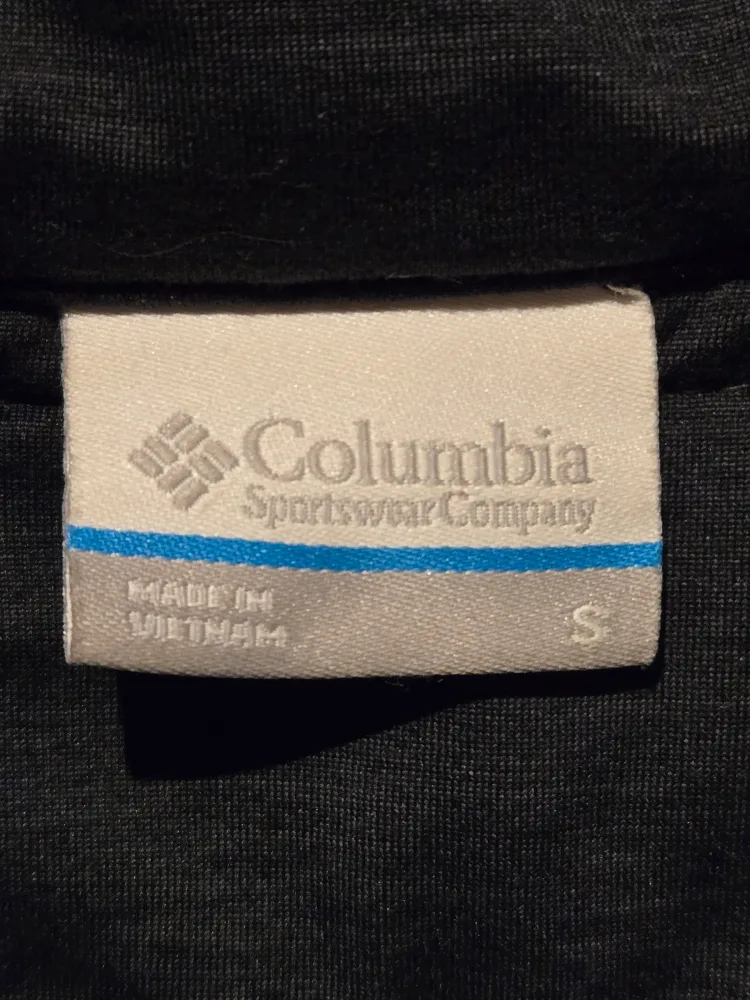 Columbia Women's Size Small Black Quilted Vest image indicator(2)