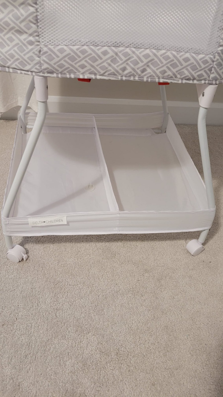 Delta Children Bassinet with Stand and Storage - photo 5