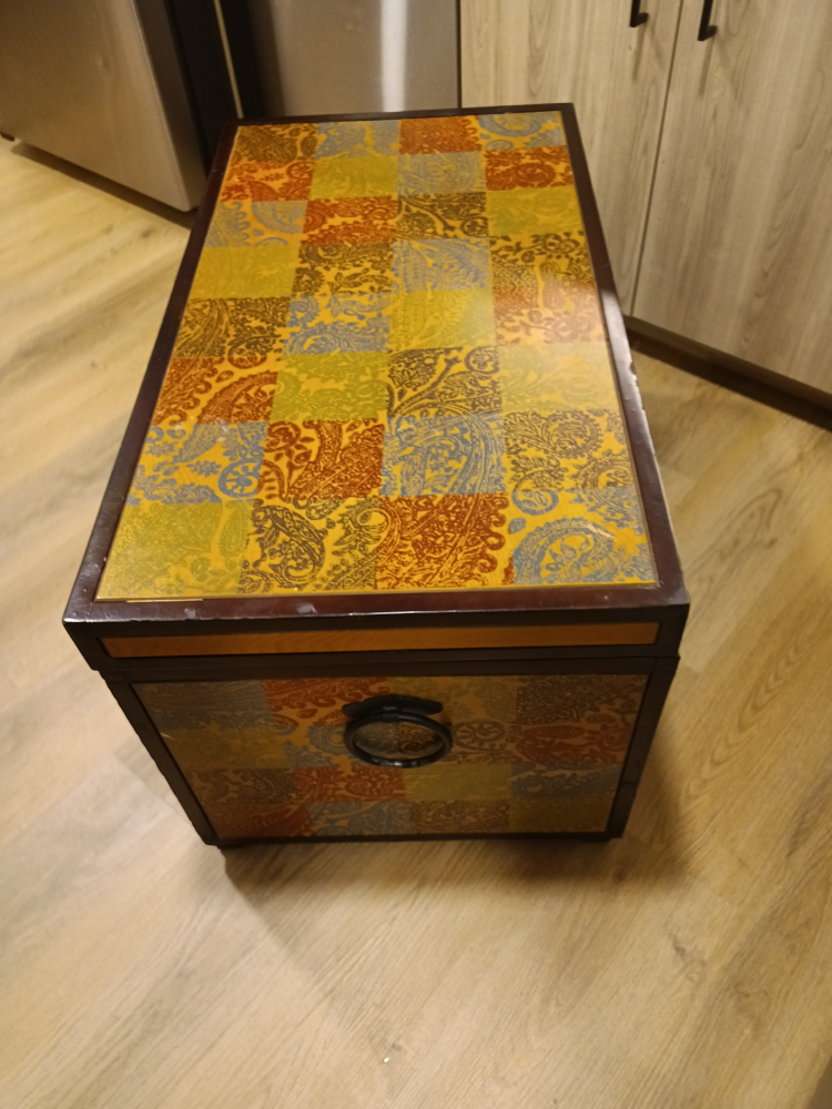 Decorative Storage Trunk with Patchwork Design - photo 5