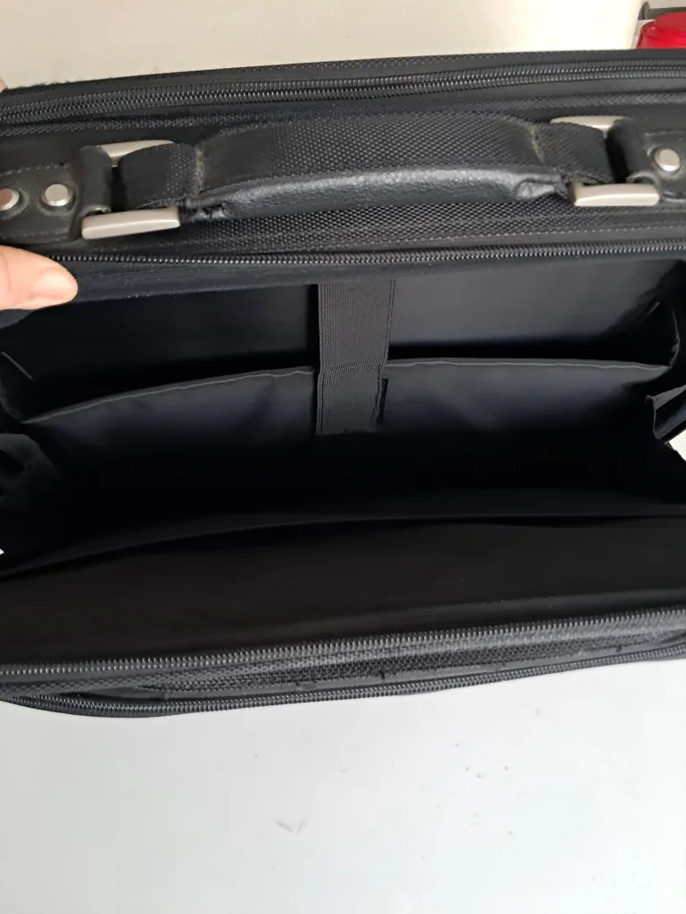 🏈Dell Laptop Briefcase - Black image indicator(6)
