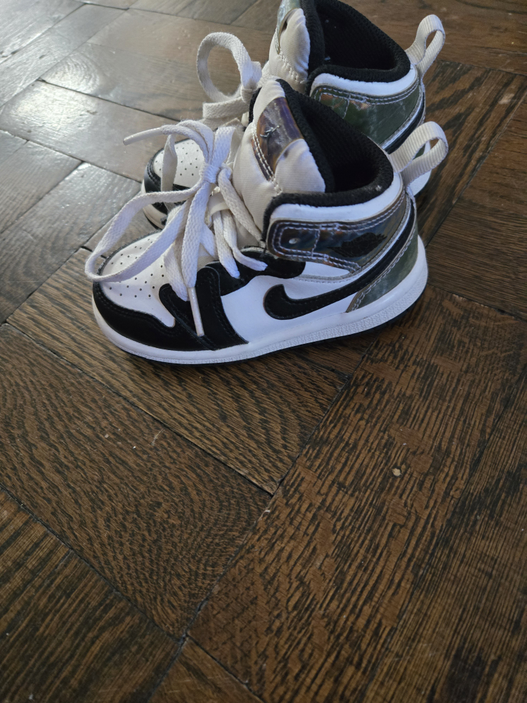 Toddler Shoes Bundle - Nike, New Balance, Crocs - photo 3