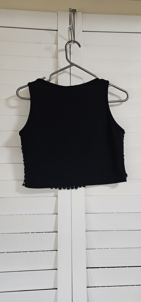 Unique Black and White Crochet Crop Top - photo 4