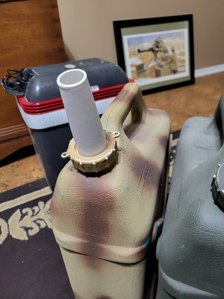 Pair of Reliance 6-Gallon Water Jugs - photo 3