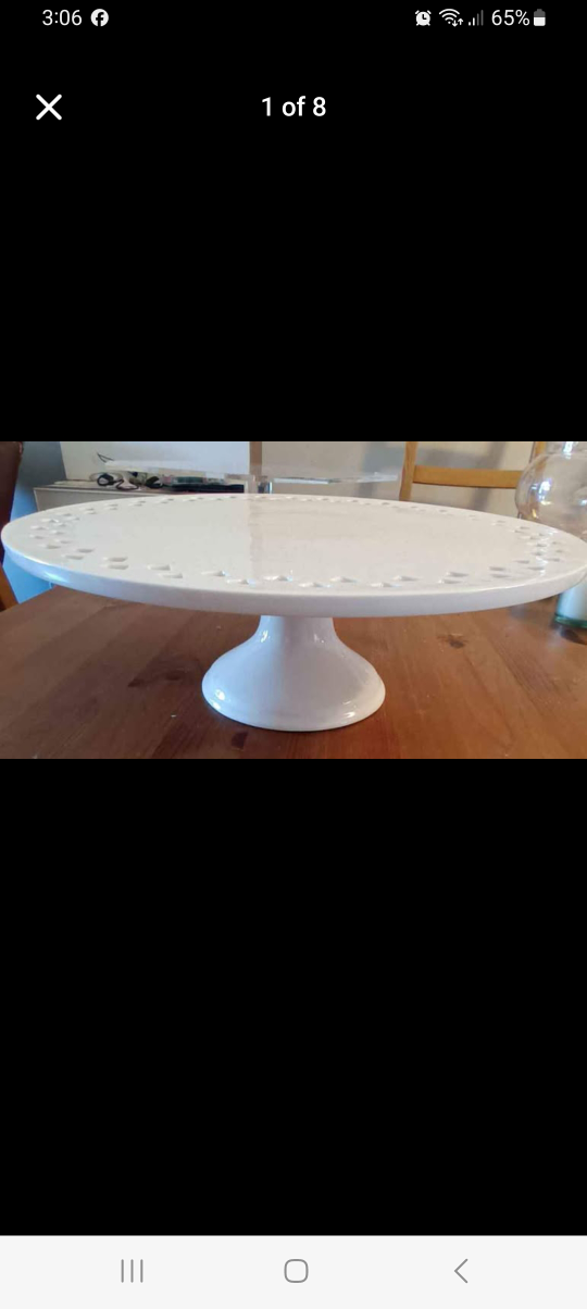 White Ceramic Cake Stand