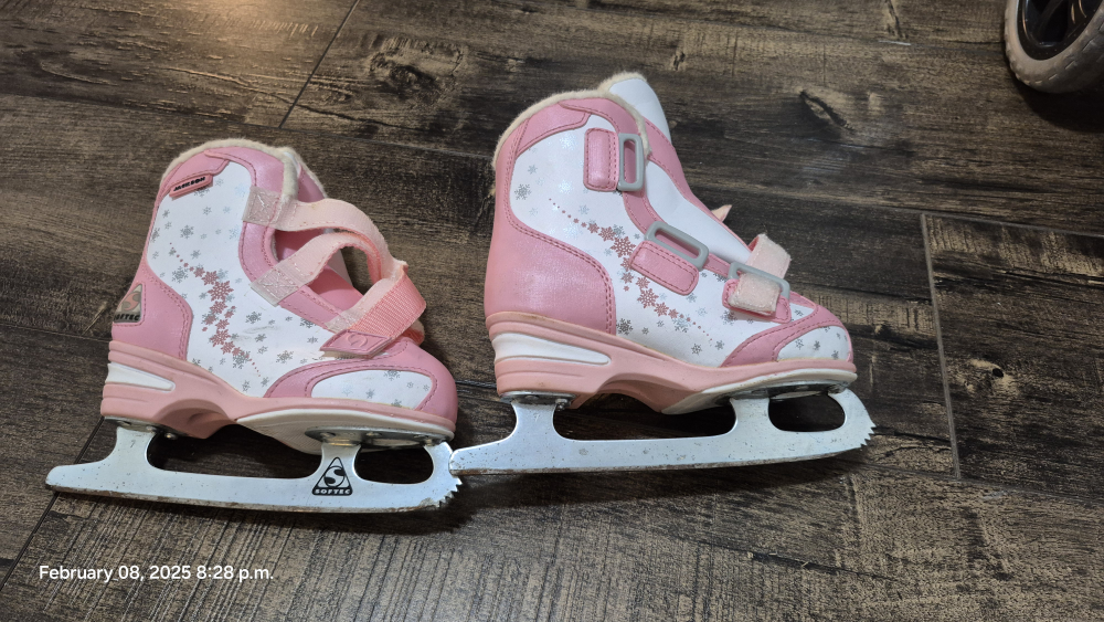 Girls' Size 11J Figure Skates - Pink & White