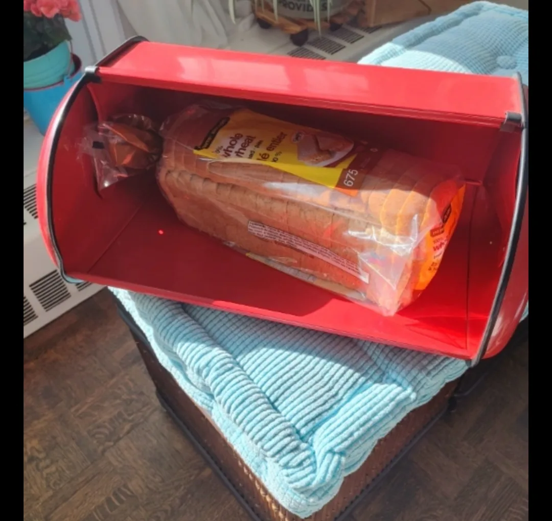 Bread Box - Red Metal image indicator(2)