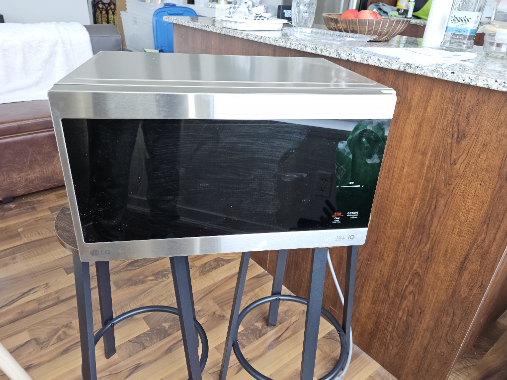 LG Microwave Oven - Stainless Steel