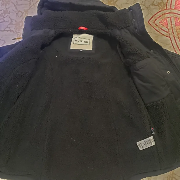 Band new Hunter Women's Black Parka Jacket Size M/M image indicator(4)