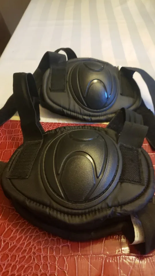 Knee and Elbow Pads image indicator(2)