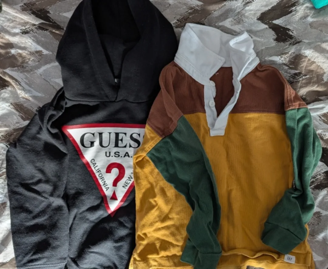 Kids' Bundle: Guess Hoodie & Gap Rugby Shirt 4T #freecycle thumbnail