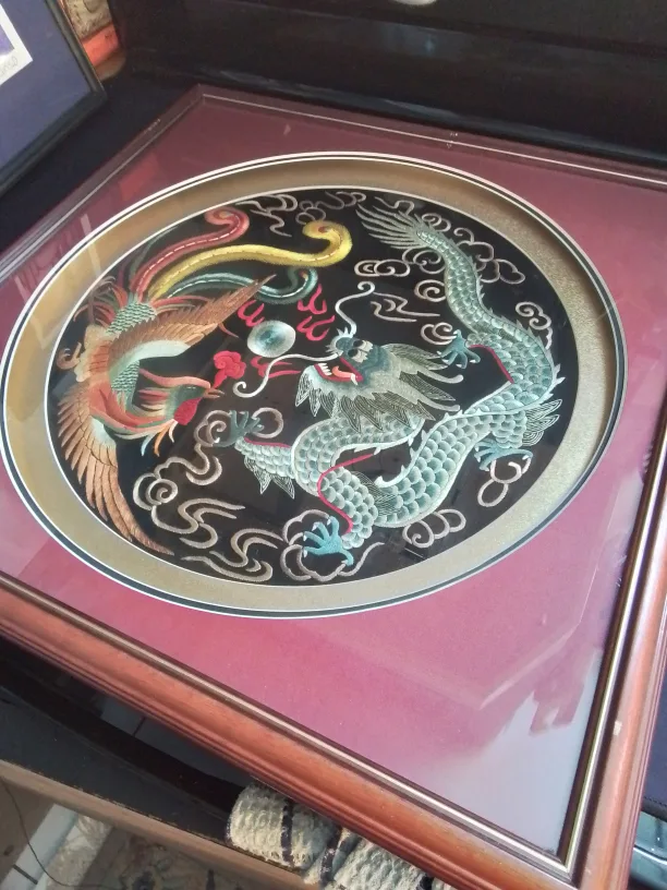 Framed Chinese Embroidery of Dragon and Phoenix image indicator(6)