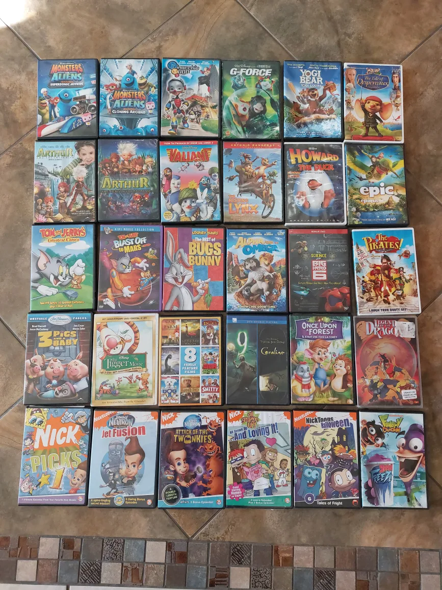 DVD cartoons/ kids movies 0.50 cent each image indicator(2)
