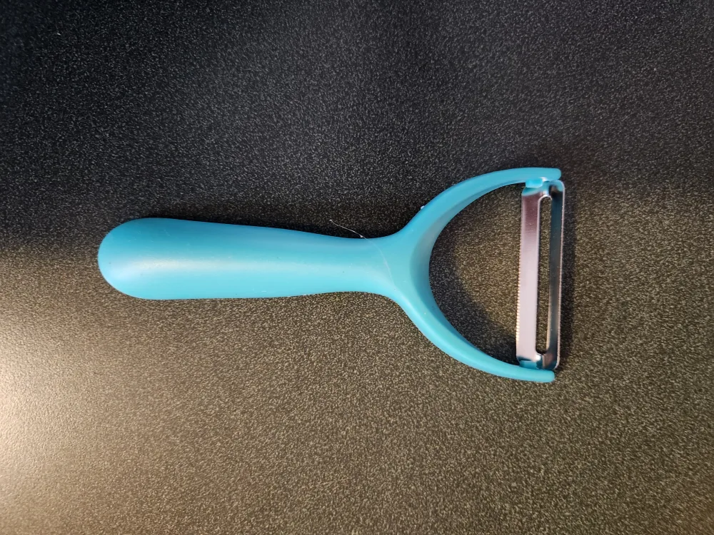 Teal Vegetable Peeler thumbnail