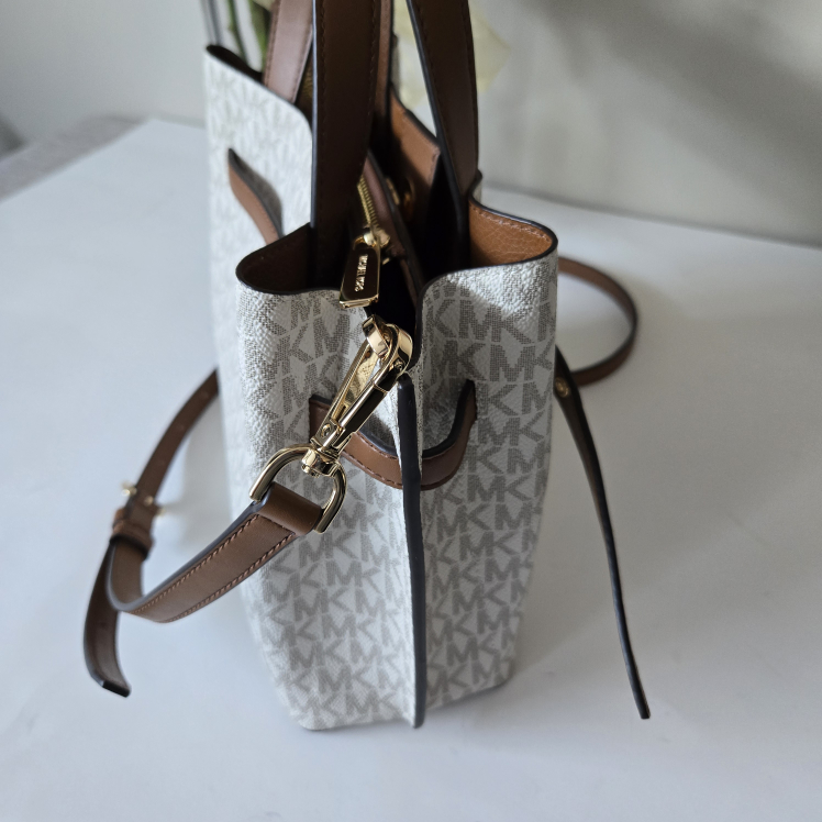 Michael Kors MK Satchel Bag - photo 5