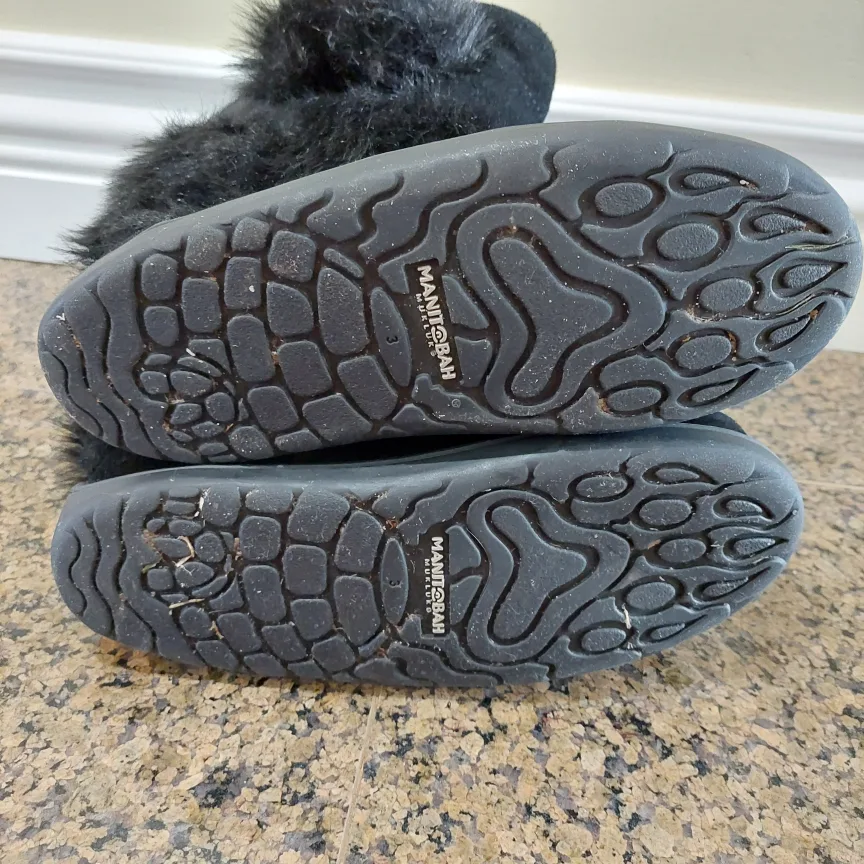 manitobah mukluks waterproof snow boots size 3Y image indicator(6)