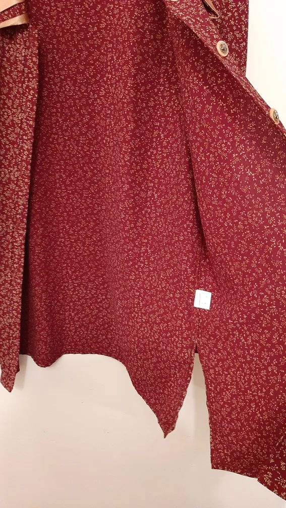 Vintage Burgundy Floral Button-Up Shirt Size L image indicator(4)