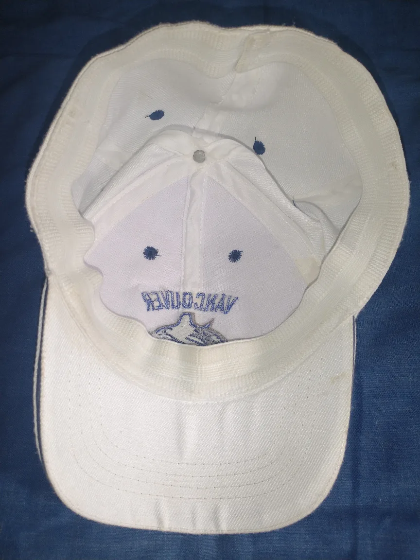 Vancouver Canucks White Baseball Cap image indicator(2)